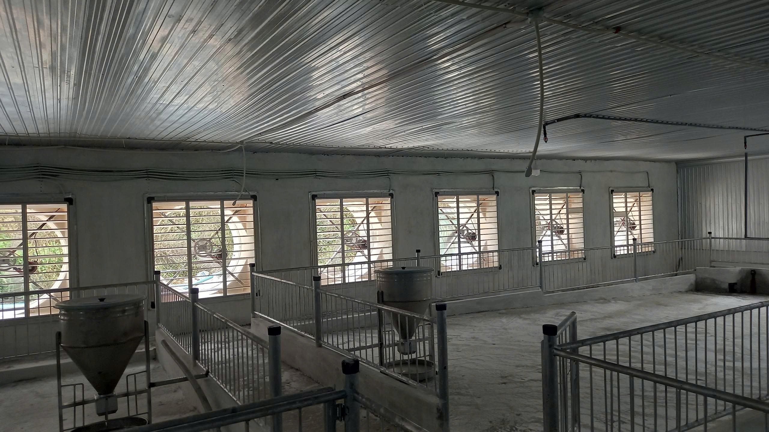 So sánh Quạt trang trại với các thiết bị cùng loại